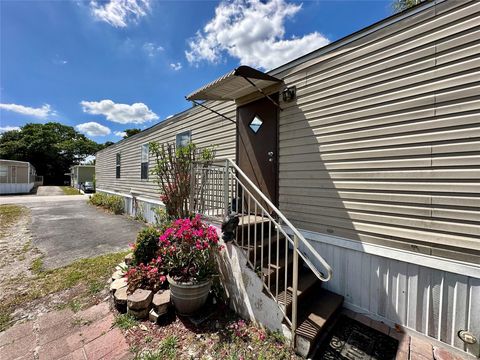 12431 SW 5th Street Davie FL 33325
