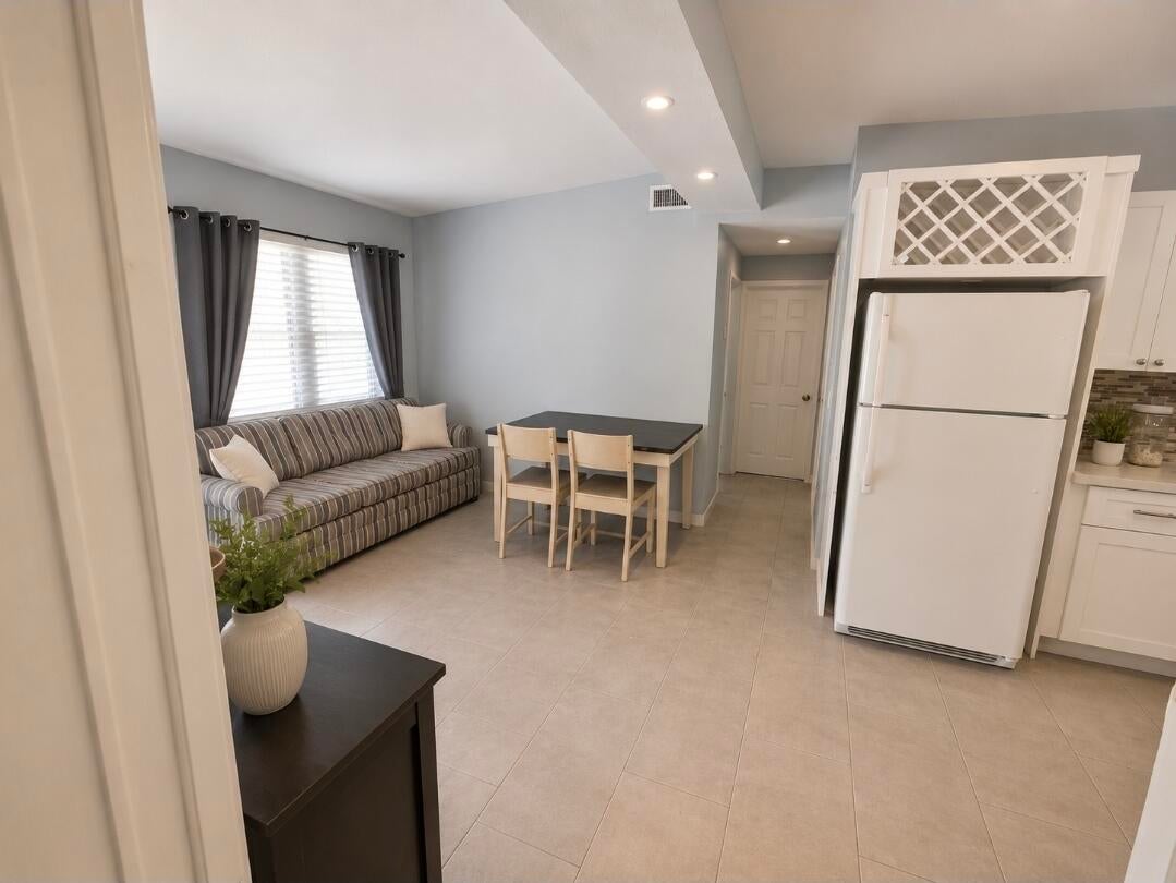 260 N Palm Drive, Boynton Beach FL 33435