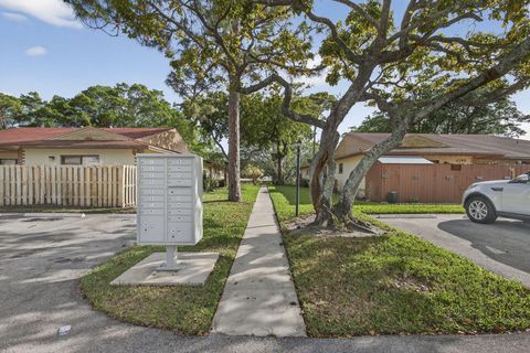 4296 Woodstock Drive D West Palm Beach FL 33409