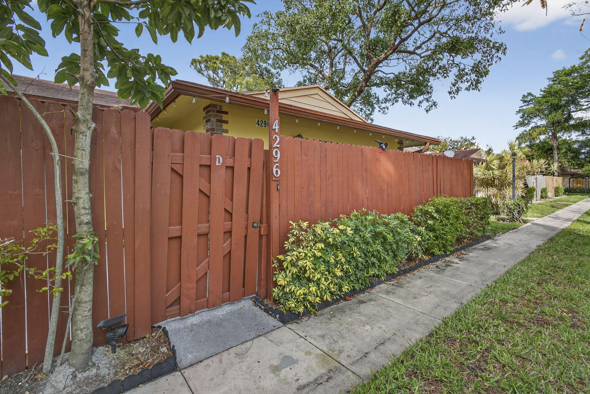 4296 Woodstock Drive D