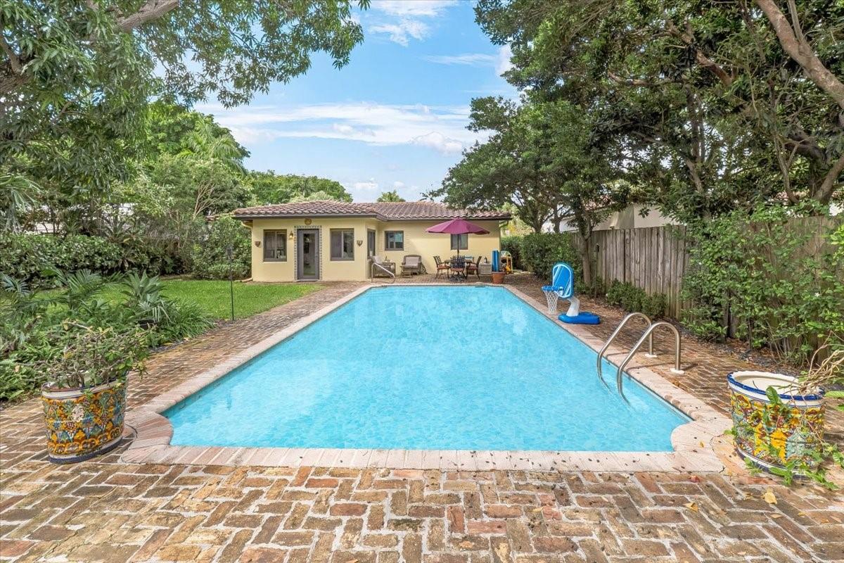 Holmberg & Mc Kees Sub 1- - Residential Lease