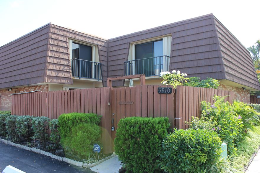 Fully renovated upper floor bathrooms with pressure assisted toilets and laminate/tile floor throughout the unit. Plus If you or your loved one has mobility issues, this unit is equipped with a stair lift and a handicapped accessible Master Bathroom!  The entire home has just been painted! This property is priced to sell quickly!! and it is the closest unit next to the associations pool! Talk about location, location, location! Only a 2 year old air conditioner.  The HOA fee is only $295 /month WOW!There is no better unit available unit to buy in Lago Lucerne at this price. Home ownership pride stand high in this community! Lago Lucerne HOA is an owner occupied housing, no renters! Call to schedule a showing!