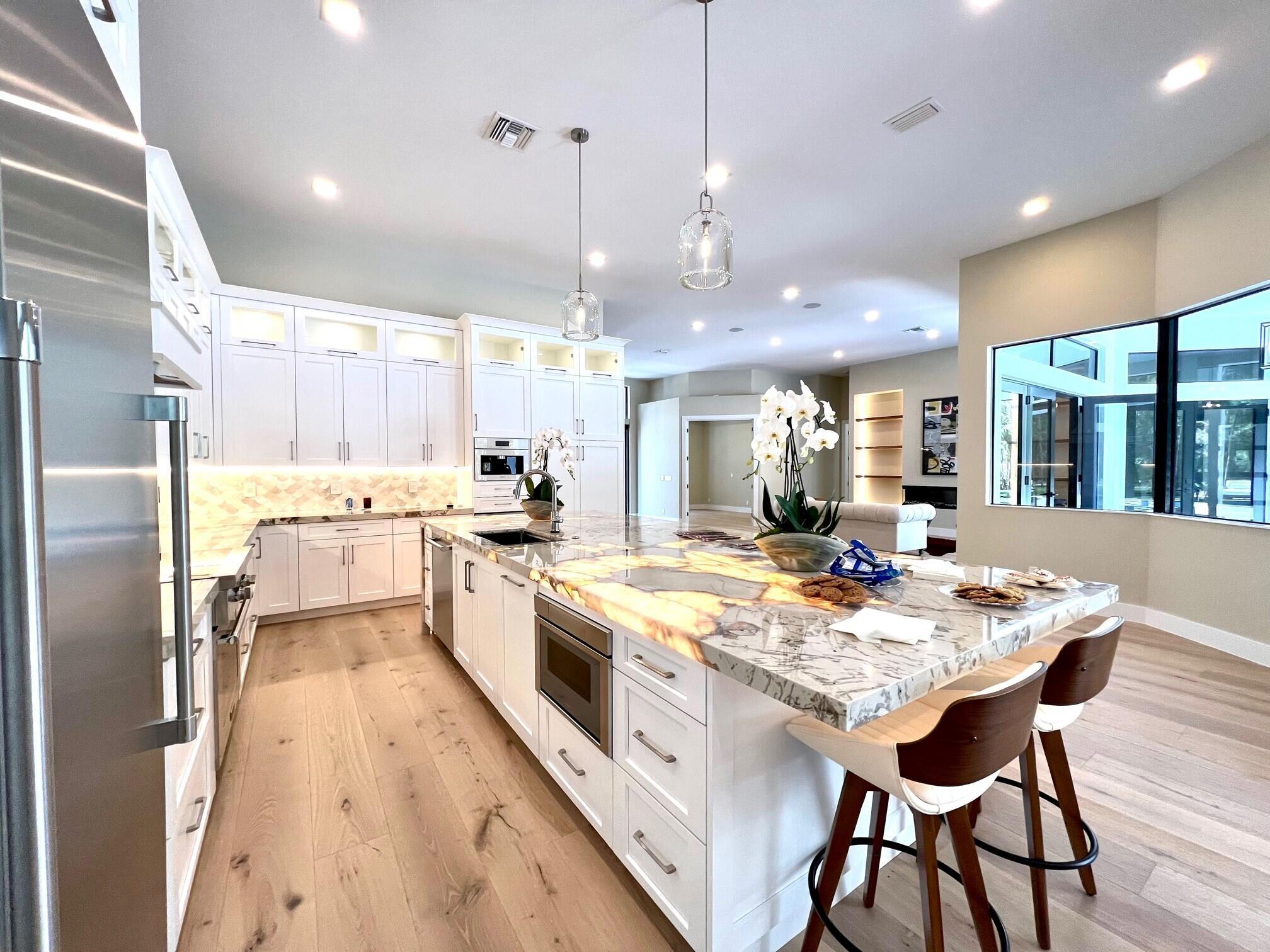 PADDOCK PARK 2 OF WELLING - Residential