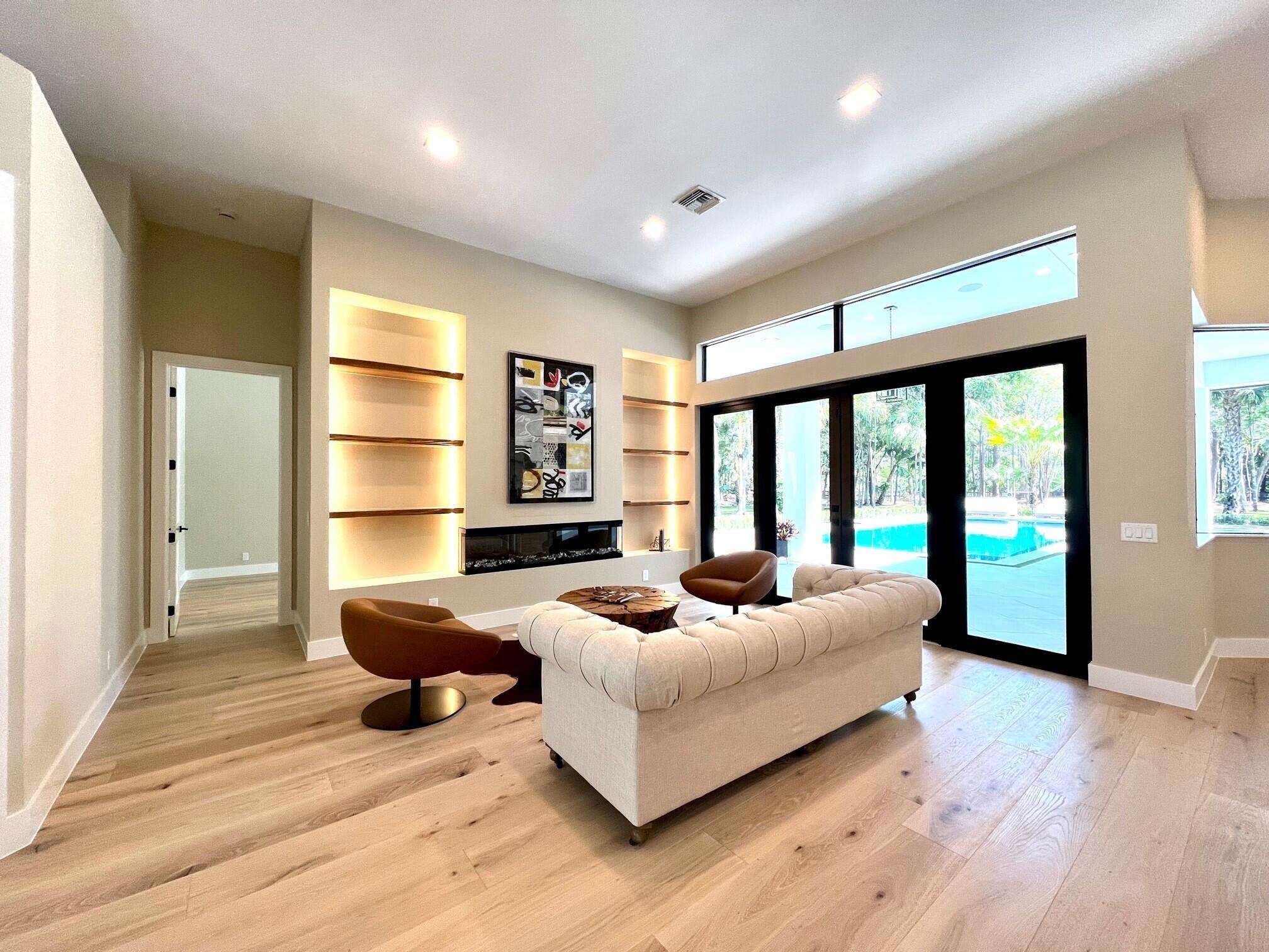 PADDOCK PARK 2 OF WELLING - Residential