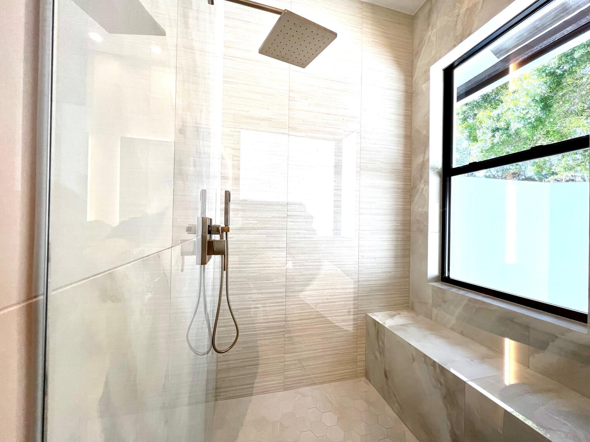 PADDOCK PARK 2 OF WELLING - Residential