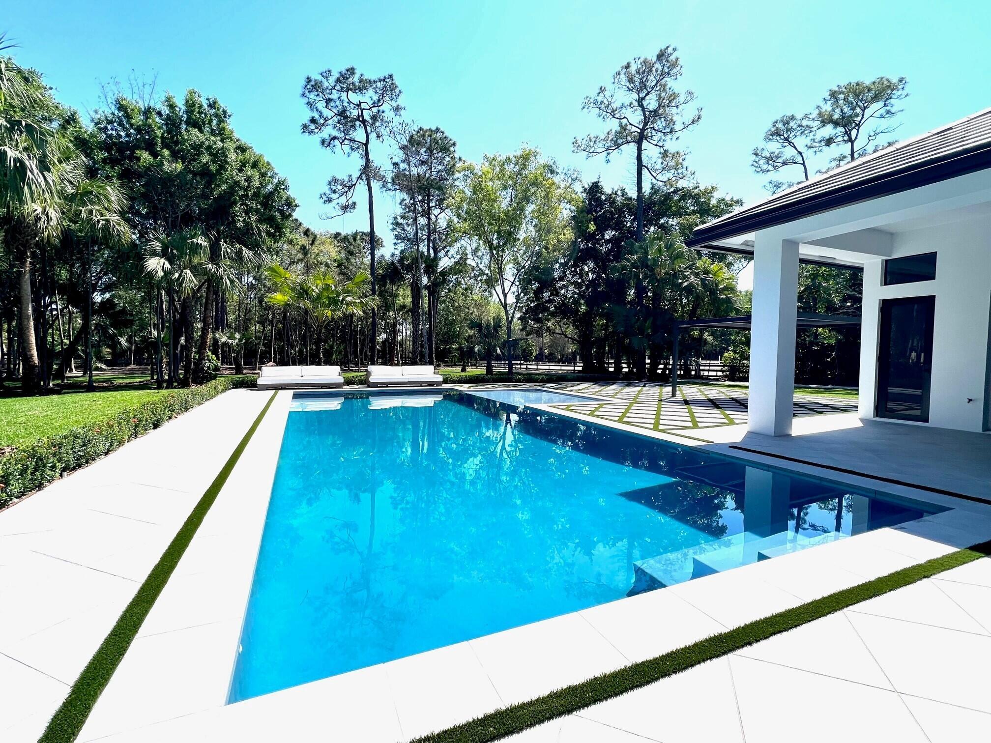 PADDOCK PARK 2 OF WELLING - Residential