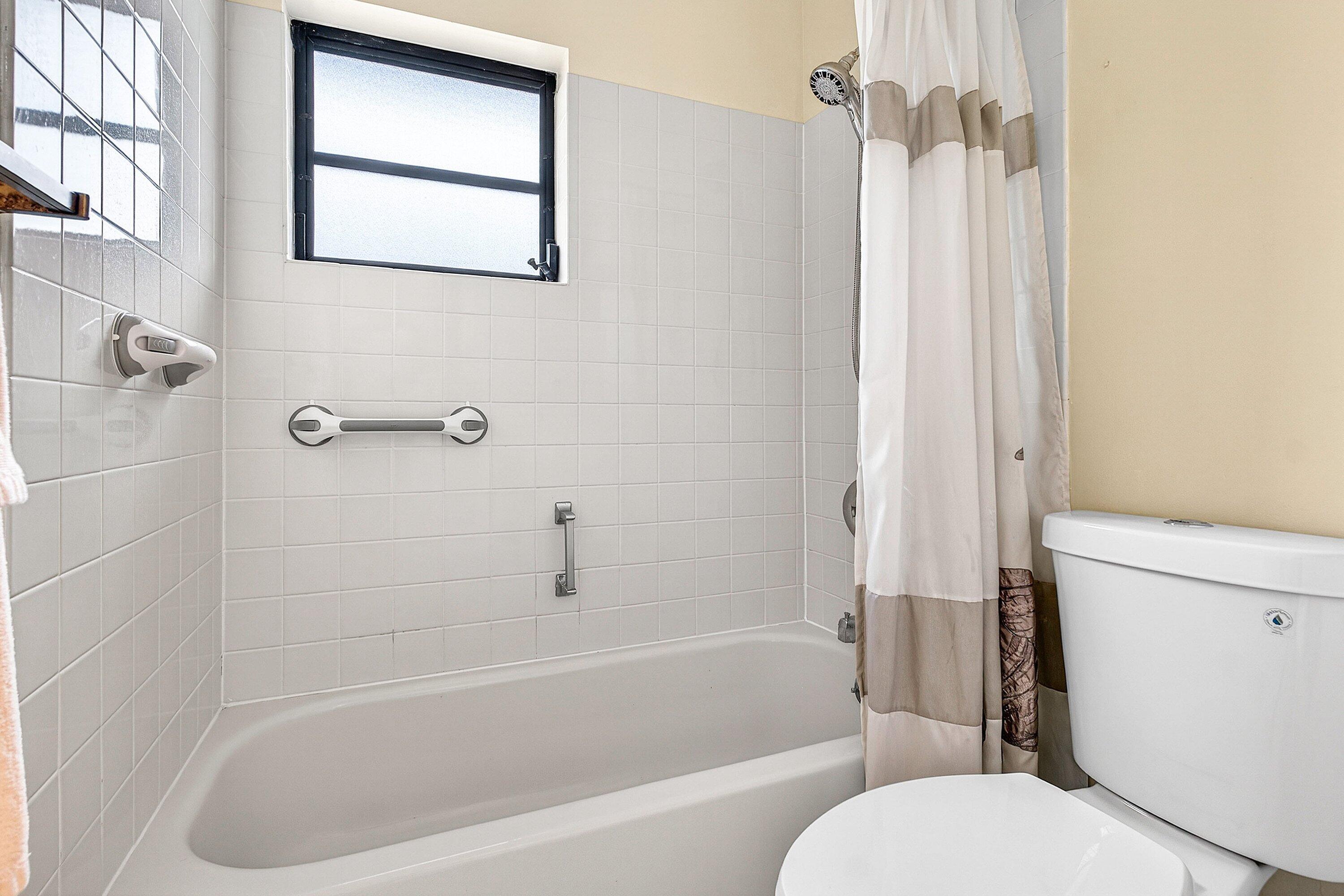 GREENTREE VILLAS CONDO - Residential