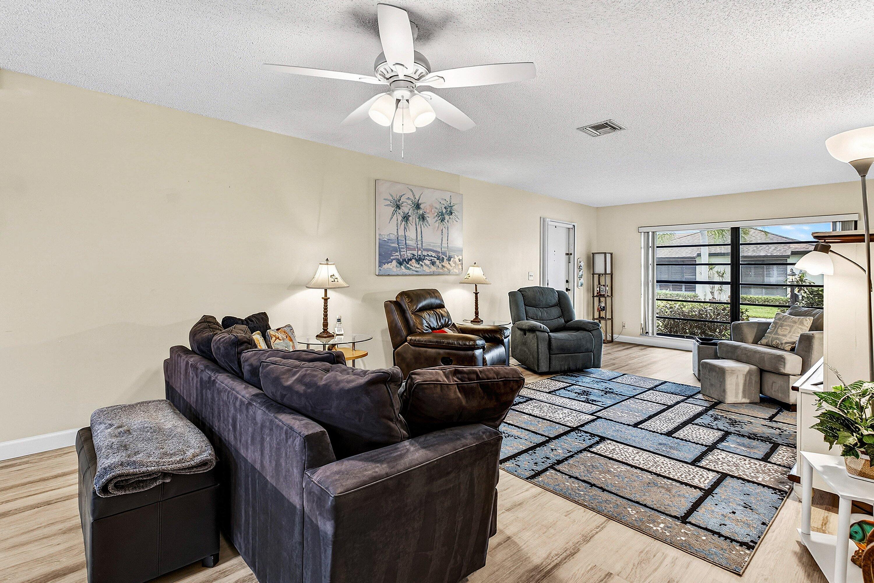 GREENTREE VILLAS CONDO - Residential