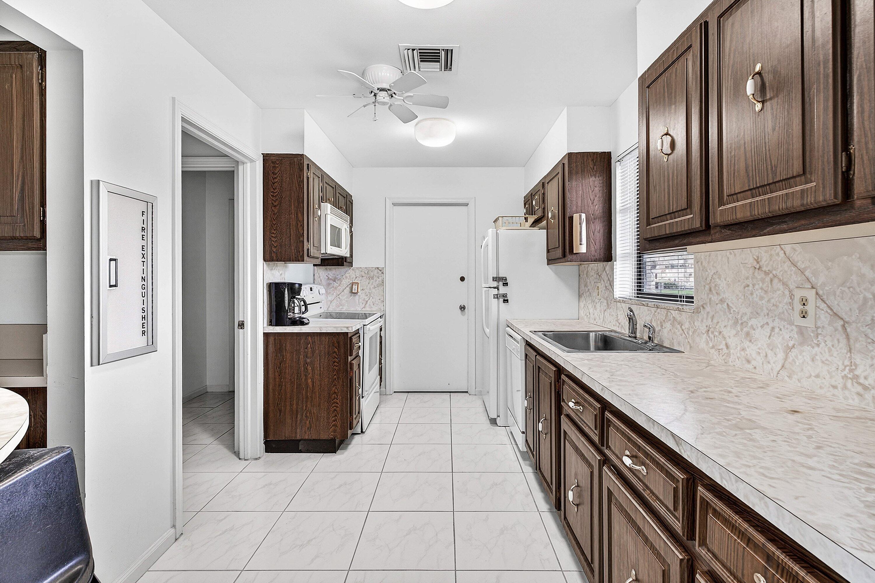 GREENTREE VILLAS CONDO - Residential