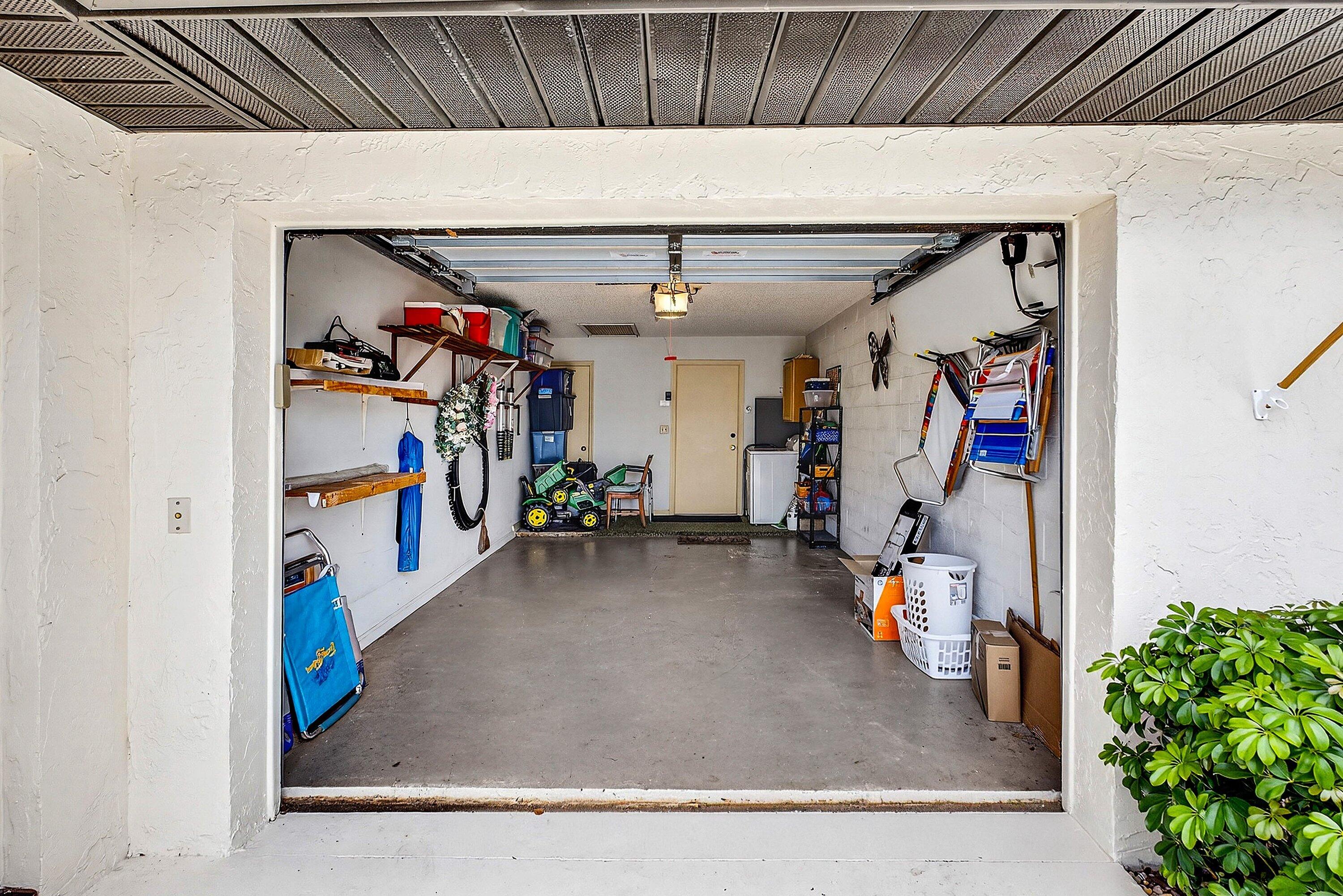 GREENTREE VILLAS CONDO - Residential