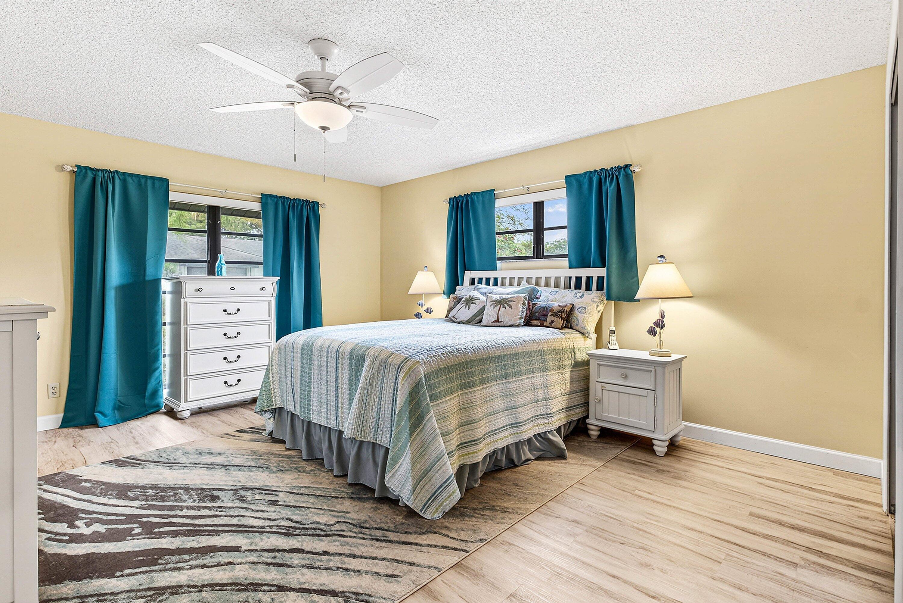 GREENTREE VILLAS CONDO - Residential