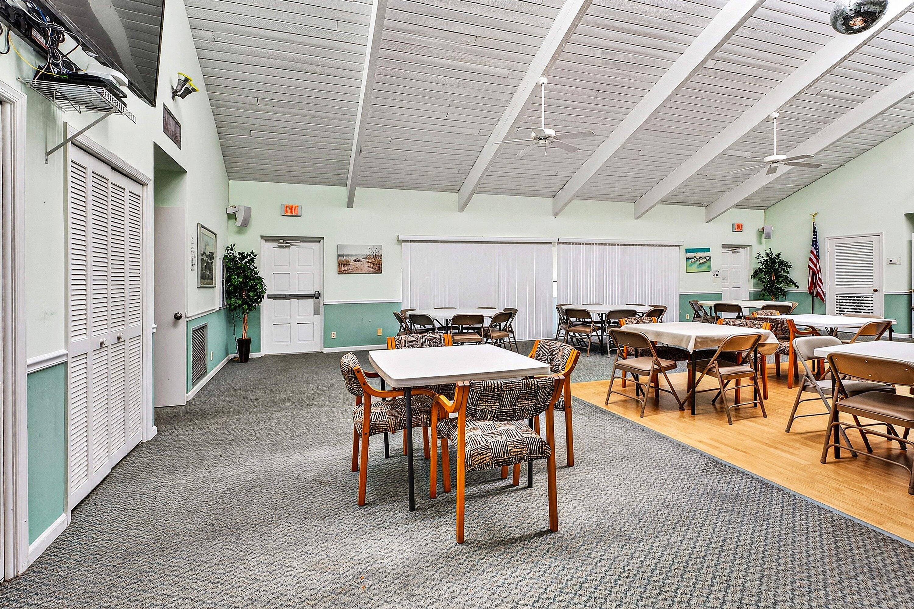 GREENTREE VILLAS CONDO - Residential