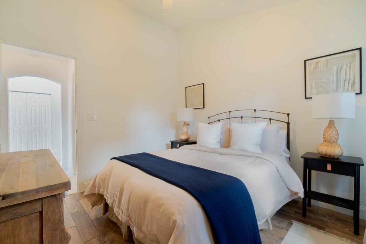 WELLINGTON TR 42B - Residential Lease