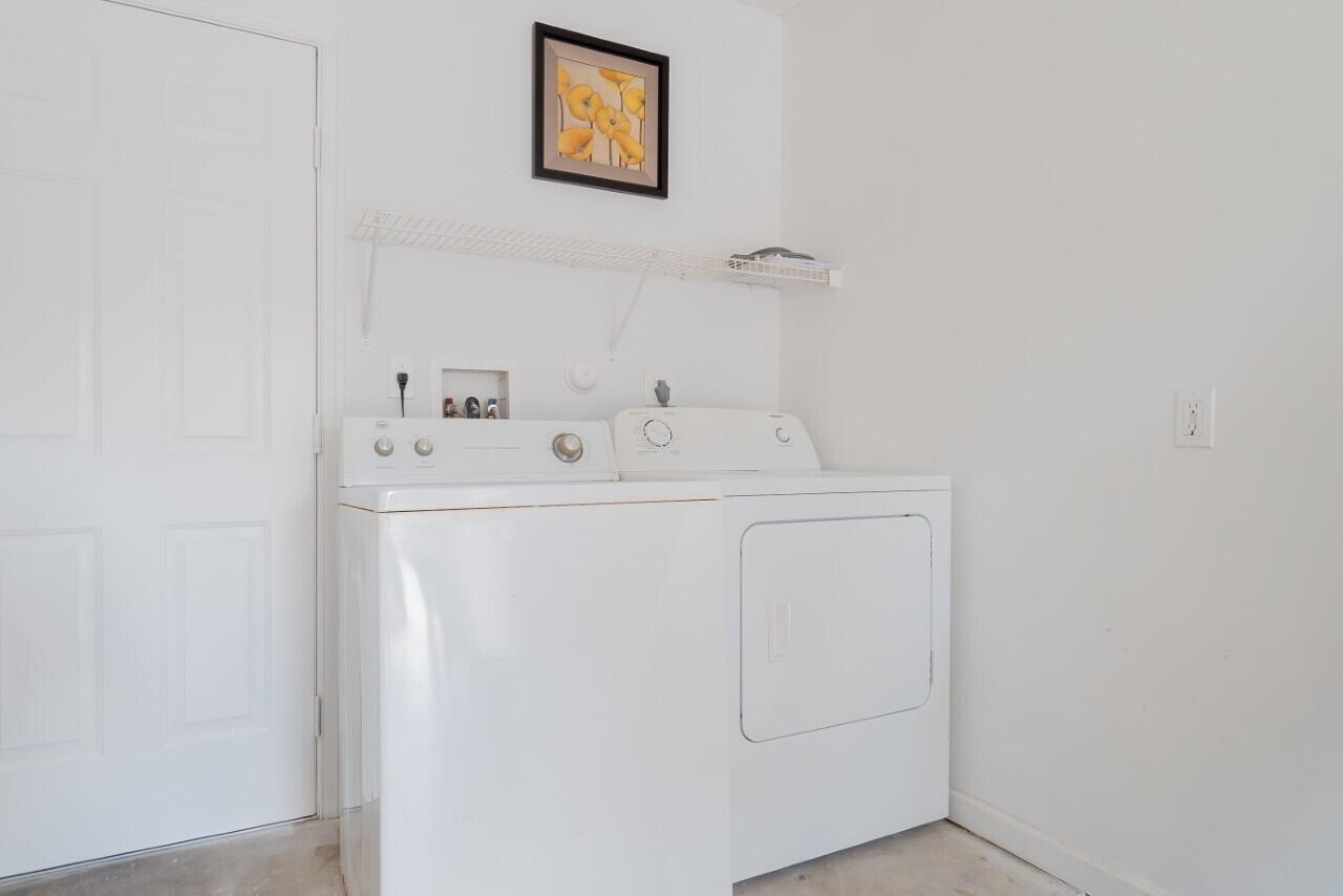 WELLINGTON TR 42B - Residential Lease