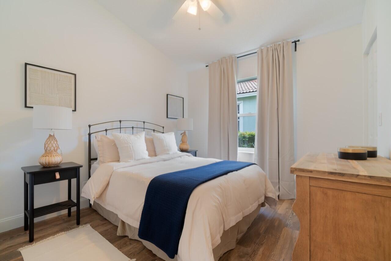 WELLINGTON TR 42B - Residential Lease