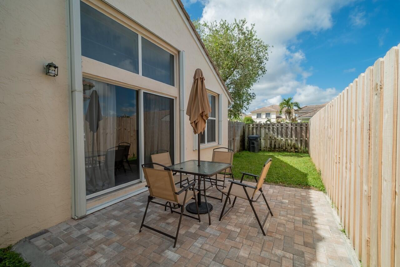 WELLINGTON TR 42B - Residential Lease