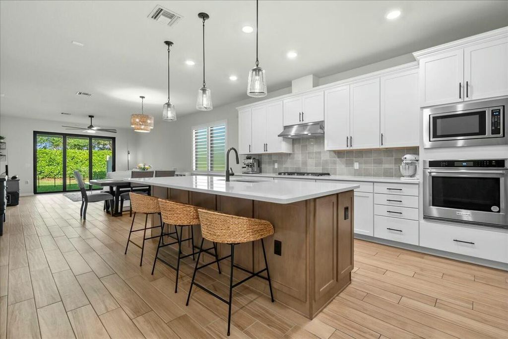 Photo of 4801 Chantilly Road, Lake Worth, FL 33467 (MLS # R11076836)