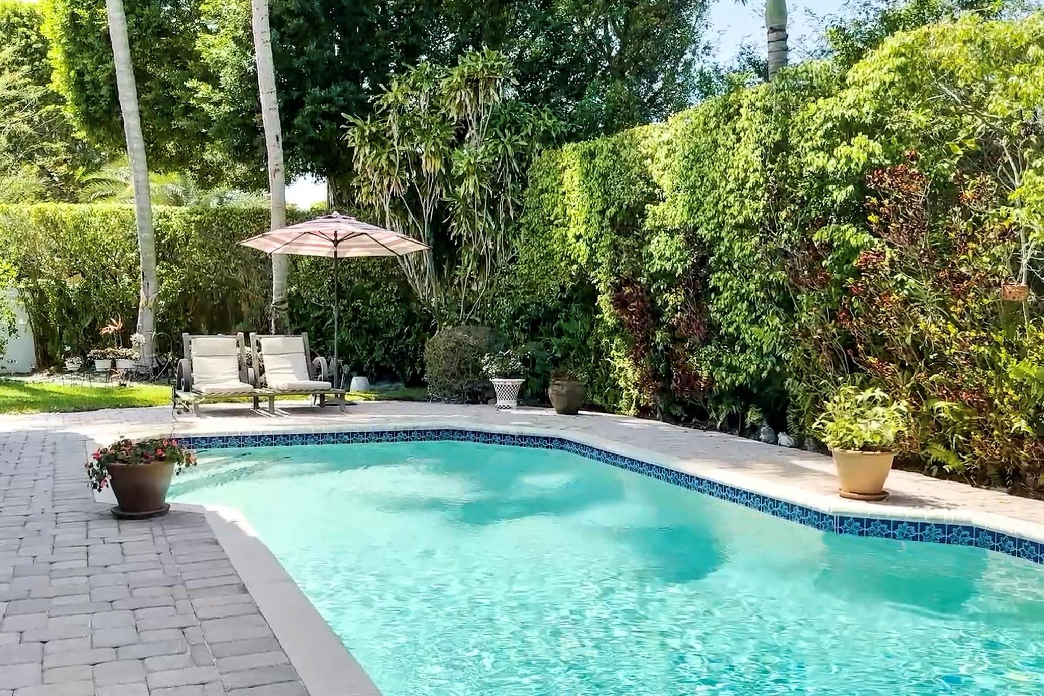 6106 Vista Linda Lane