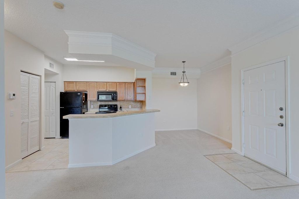 Photo of 9303 Myrtlewood Circle W, Palm Beach Gardens, FL 33418 (MLS # R10986889)