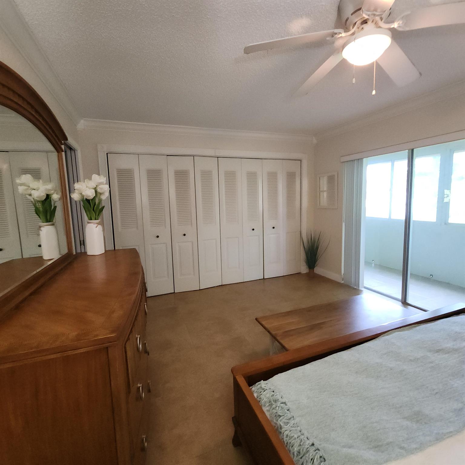 KENT CONDOS - Residential