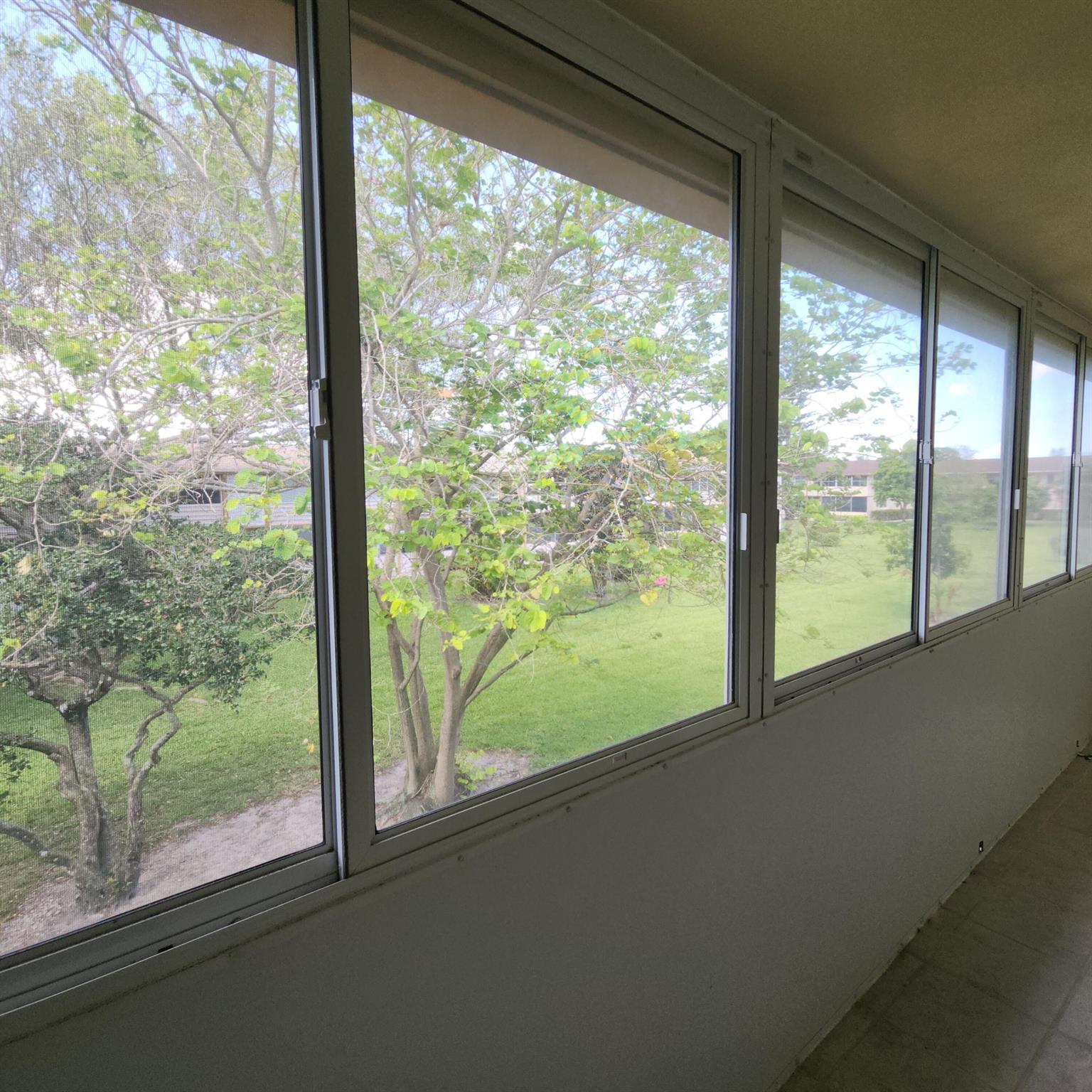 KENT CONDOS - Residential