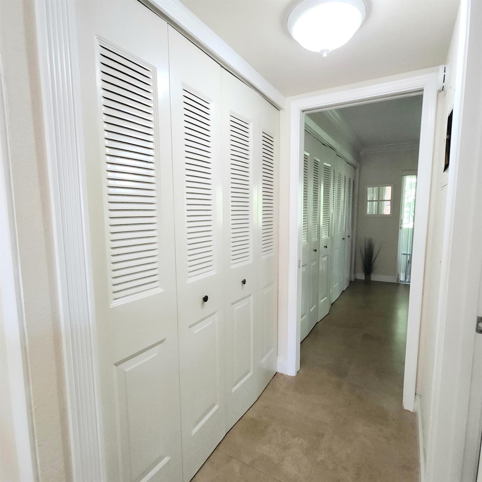 KENT CONDOS - Residential
