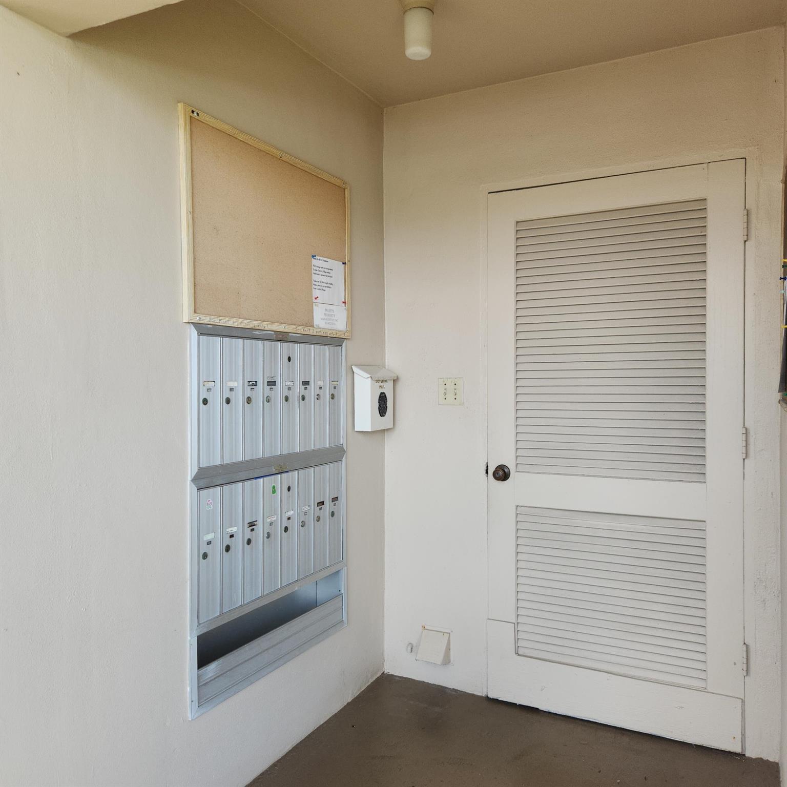 KENT CONDOS - Residential