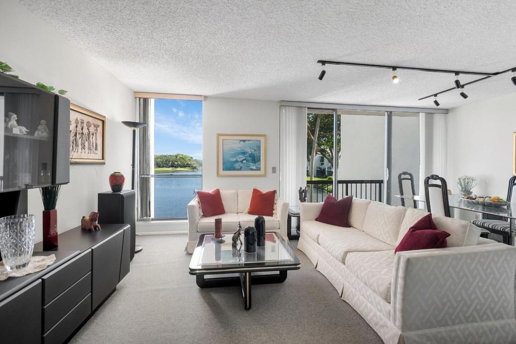 Photo of 805 Bridgewood Place, Boca Raton, FL 33434 (MLS # R11092279)