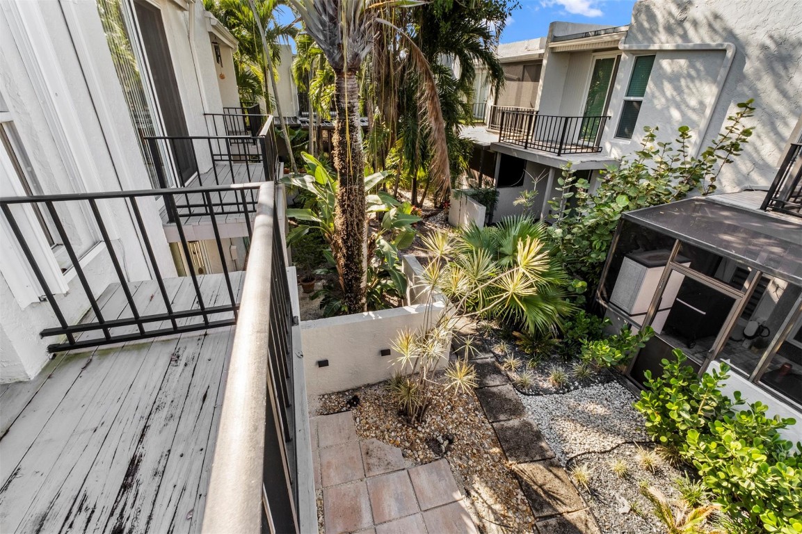 CYPRESS COVE - Residential