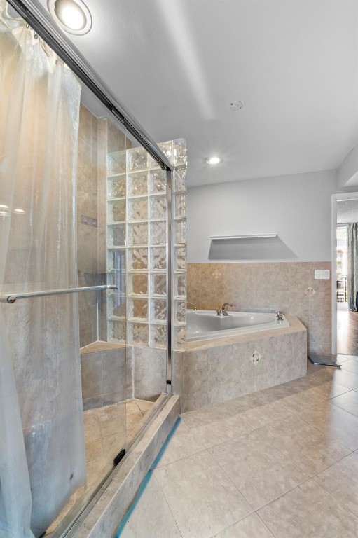 CYPRESS COVE - Residential