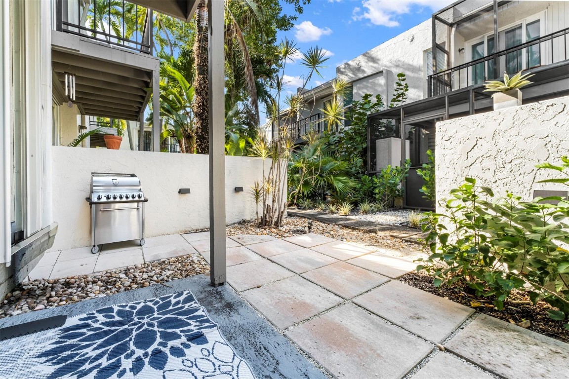 CYPRESS COVE - Residential