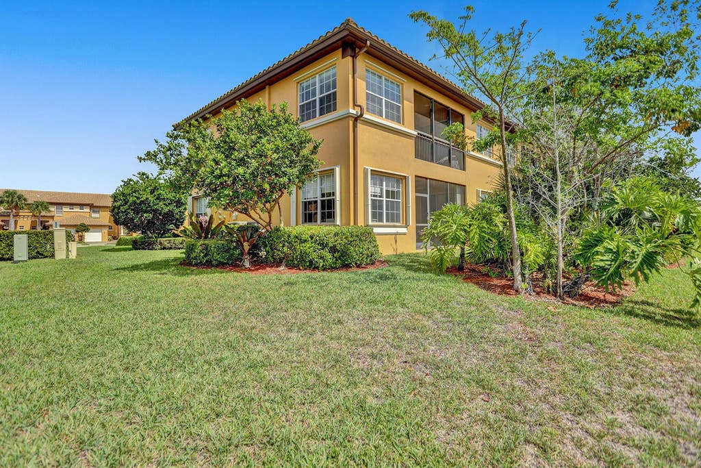 Photo of 8246 NW 127th Lane #29-c, Parkland, FL 33076 (MLS # B26042638)