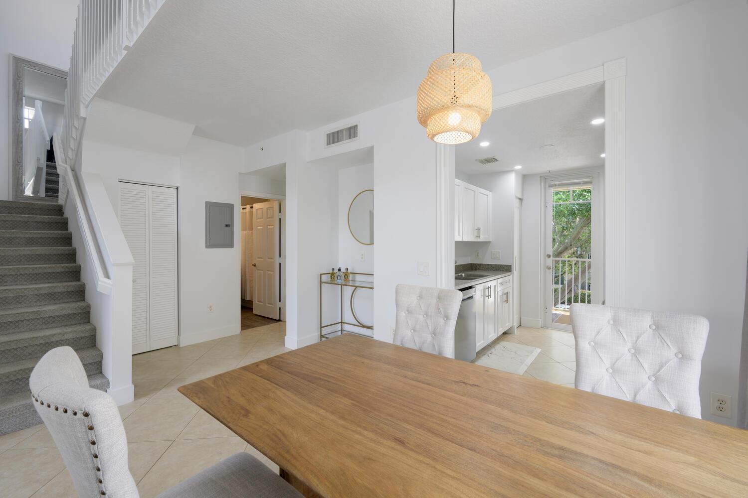 VILLAGE AT ABACOA CONDO - Residential