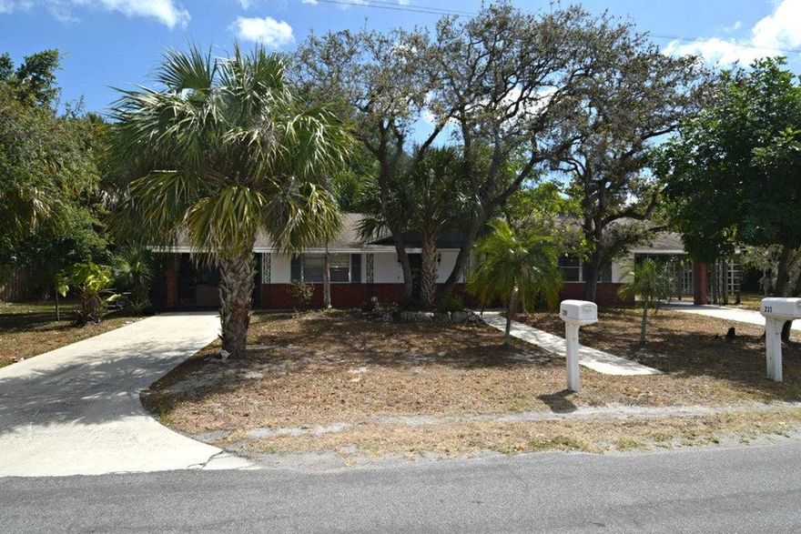 Discover Location! Location! Location! Walk to community Hildabrad Park on the wide water off Riverside Dr. This is the Park Place/Boardwalk location in Stuart! Easy walk to historic Downtown Stuart & just minutes to the ocean! City of Stuart was voted as one of the Happiest Seaside Towns in the US. The area North of East Ocean Blvd has fetched millions & millions of dollars for neighbor's homes. Priced for immediate sale. Live in one side and have tenant pay your bills or perfect for Mother/Daughter or Sister/Sister or have Mom & Dad live next door. RULE 1: Buy Location. RULE 2: Buy least expensive home in the best neighbor. RULE 3: BUY THIS HOME! This property is located within the Stuart CRA.