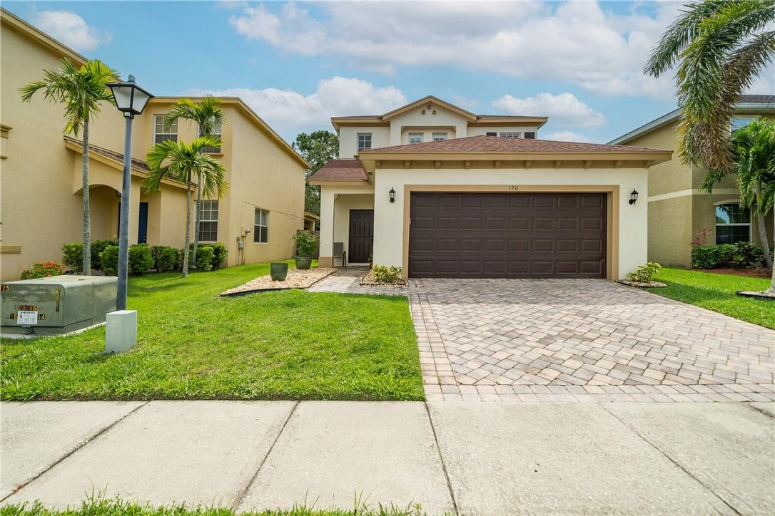 Palm Breezes Club - Residential