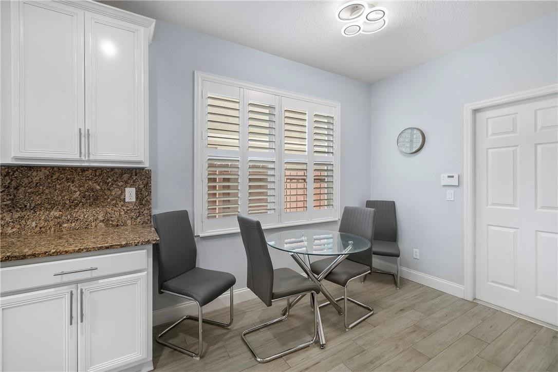 Palm Breezes Club - Residential