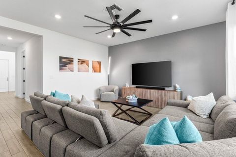 A home in Loxahatchee