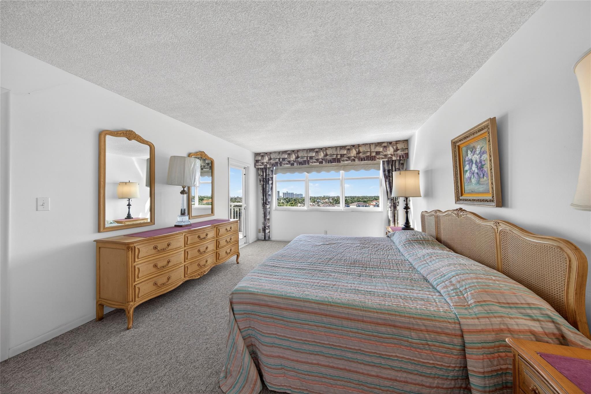 Bayshore Towers - Residential