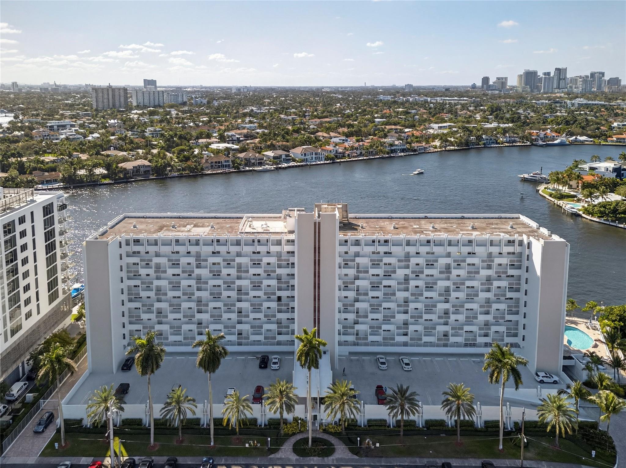 Bayshore Towers - Residential