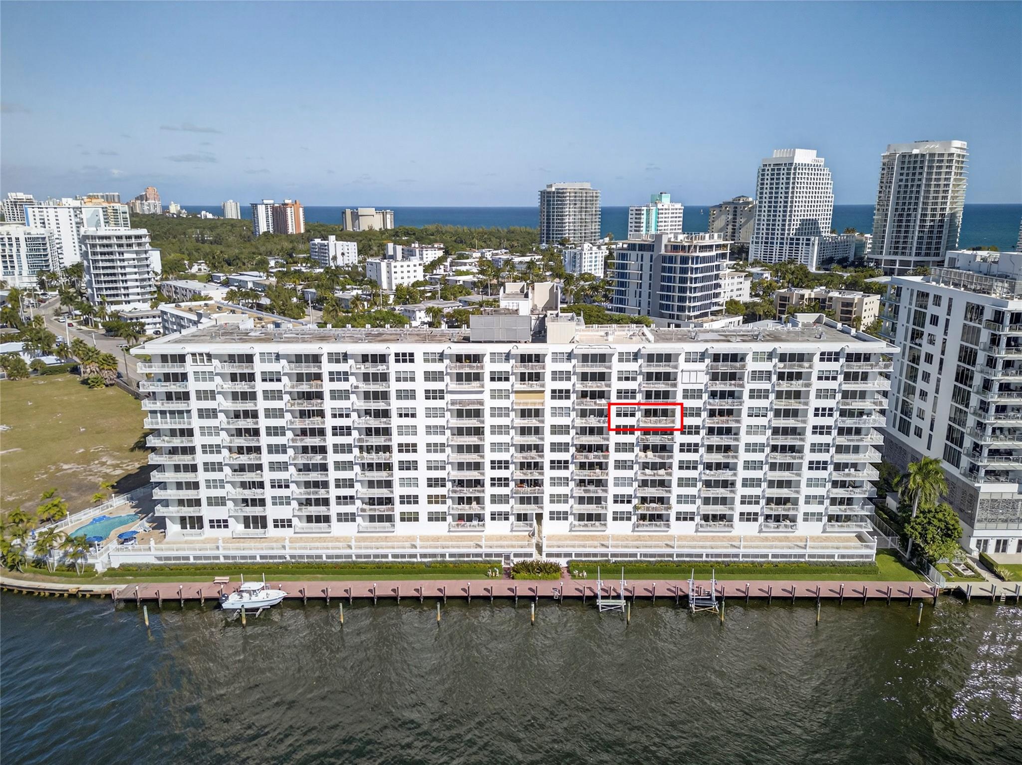 Bayshore Towers - Residential