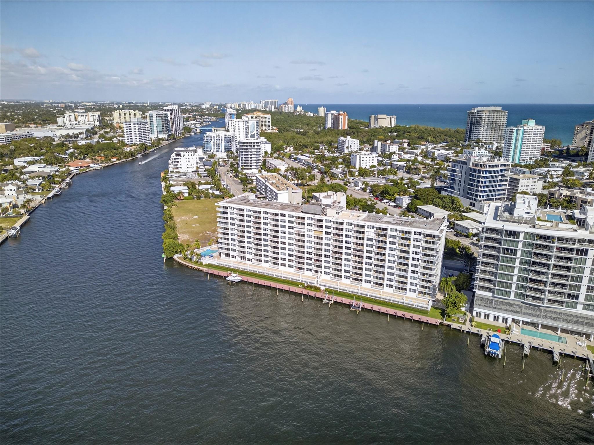 Bayshore Towers - Residential