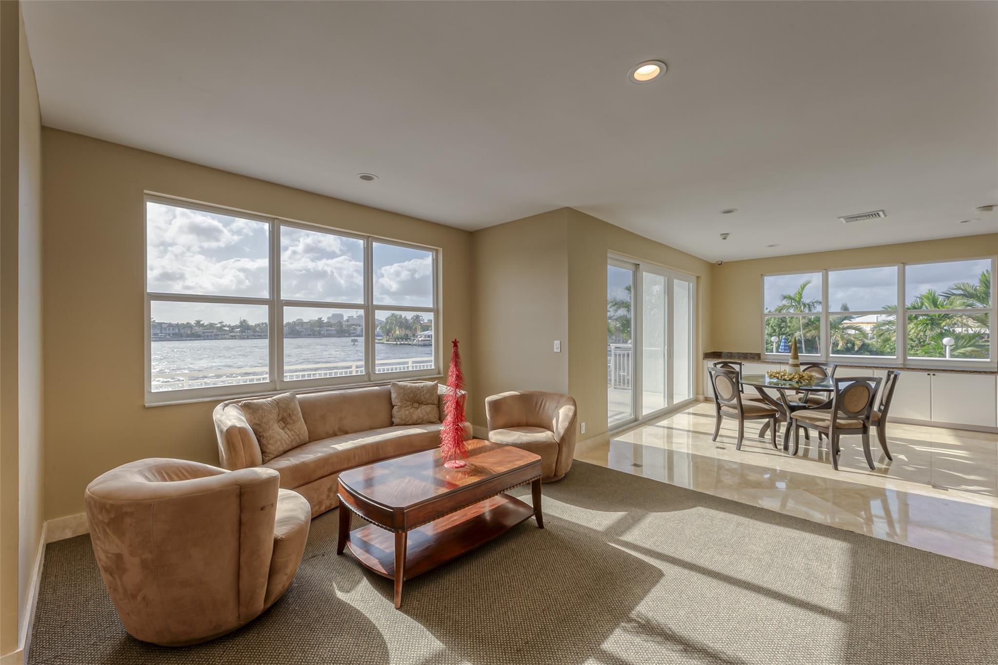 Bayshore Towers - Residential