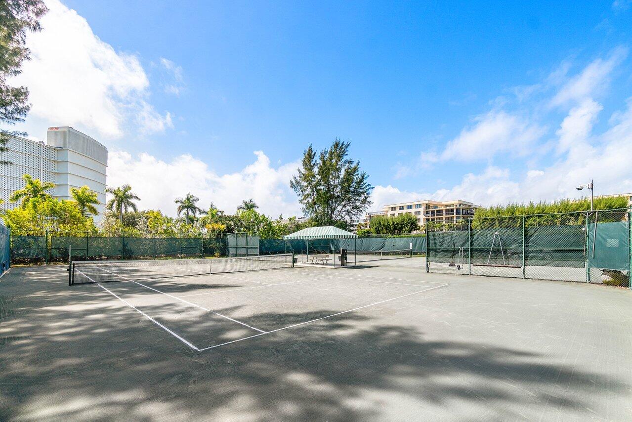 AMBASSADOR SOUTH DEV CORP - Residential Lease