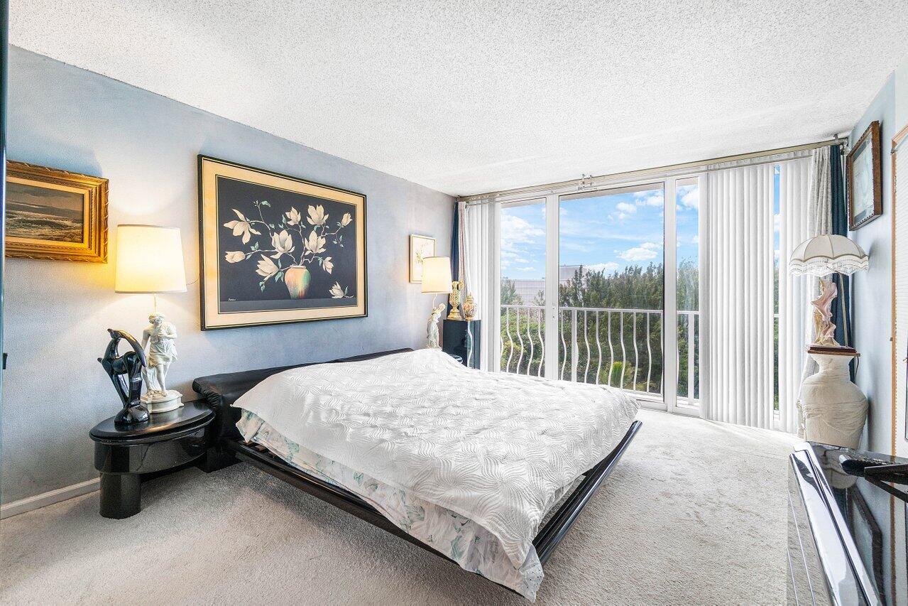 AMBASSADOR SOUTH DEV CORP - Residential Lease