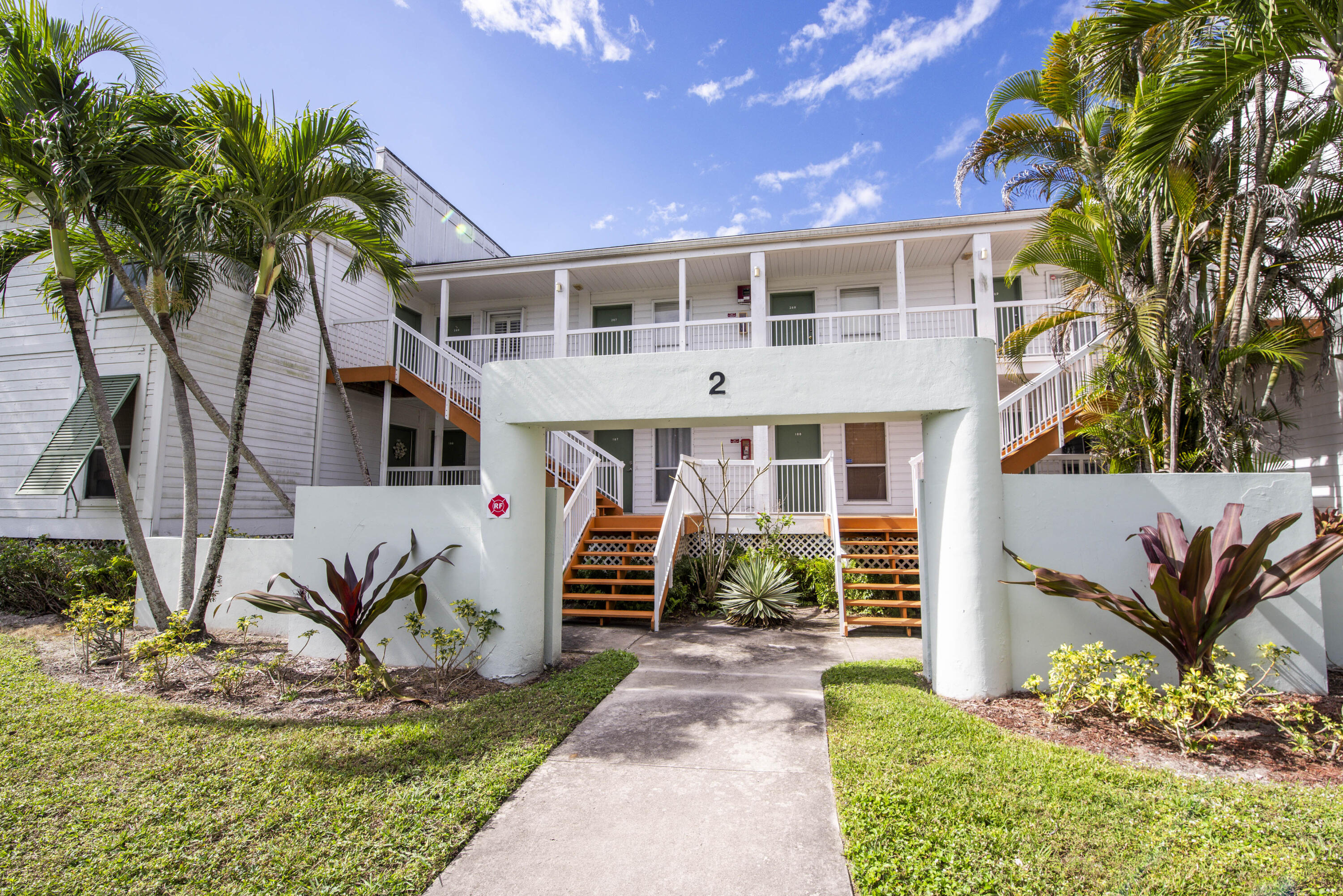 Cypress Point at PGA National - Residential