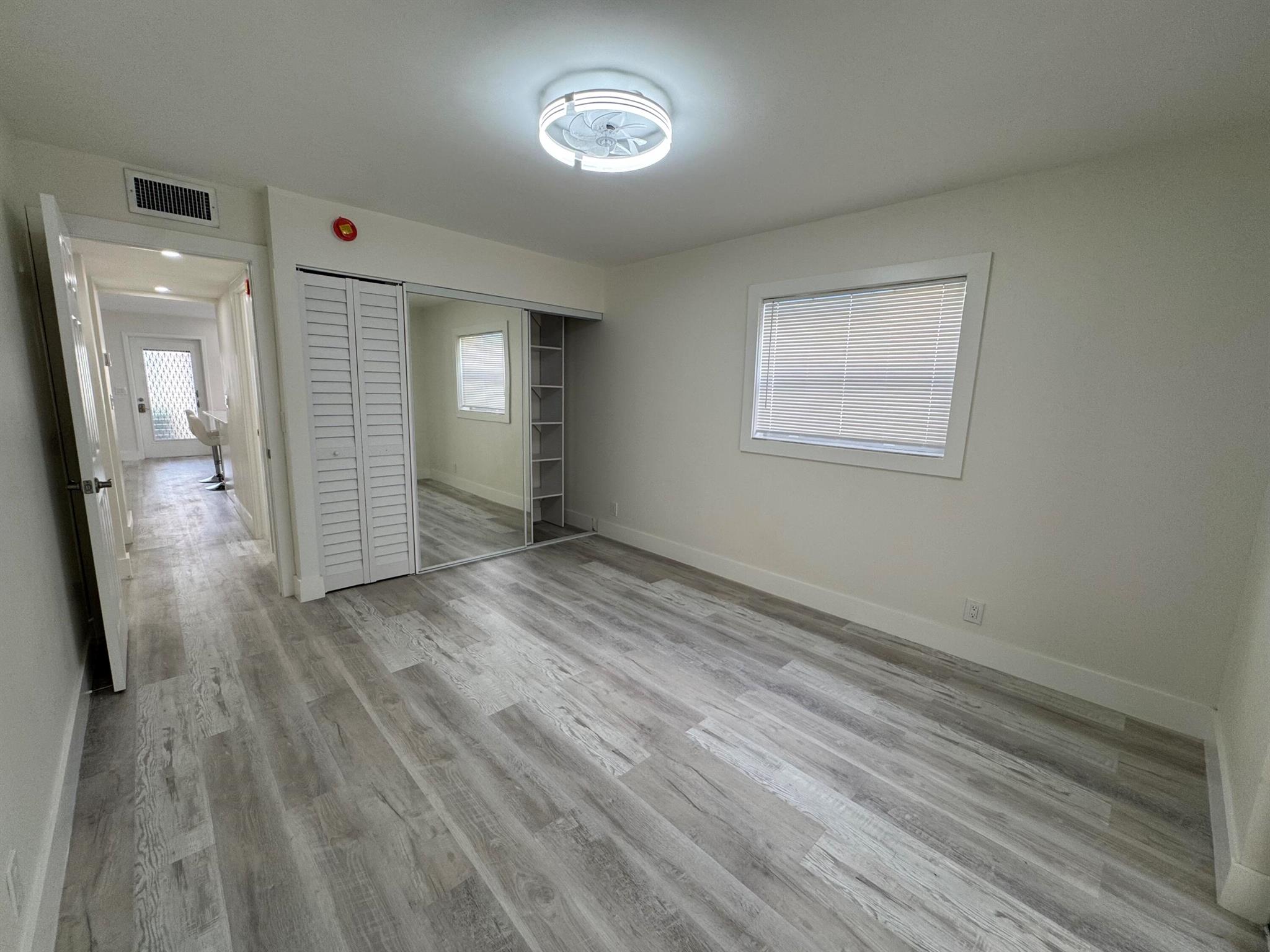 KINGS POINT BRITTANY COND - Residential