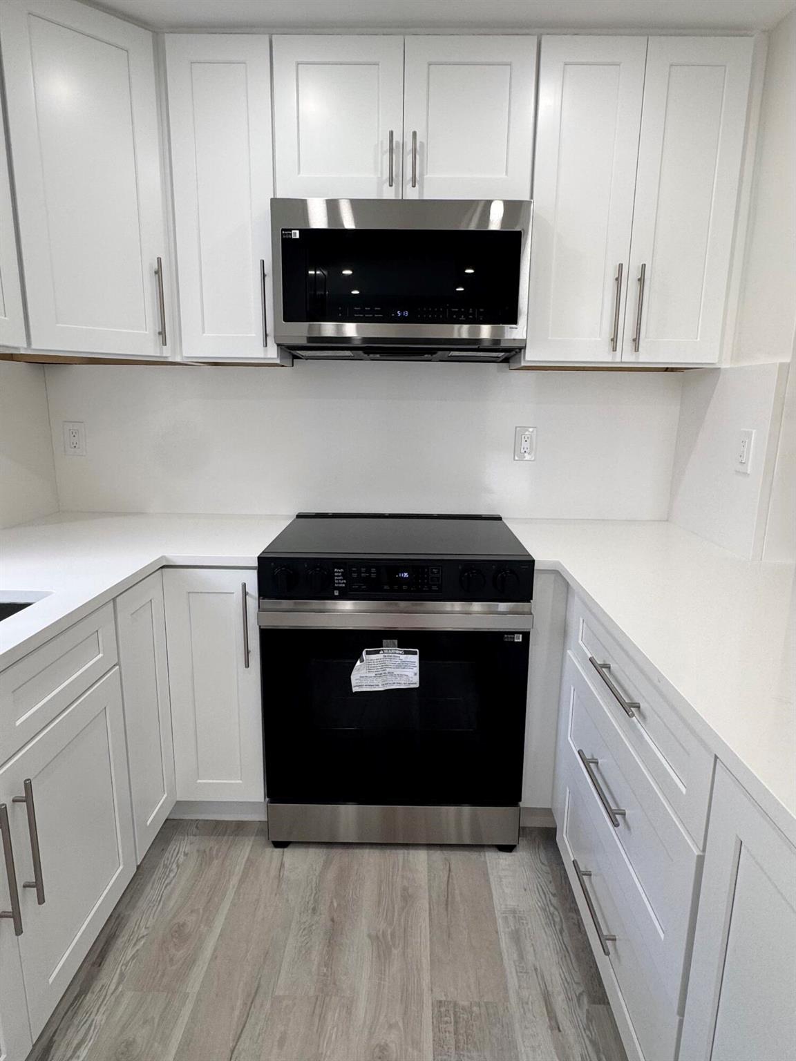 KINGS POINT BRITTANY COND - Residential