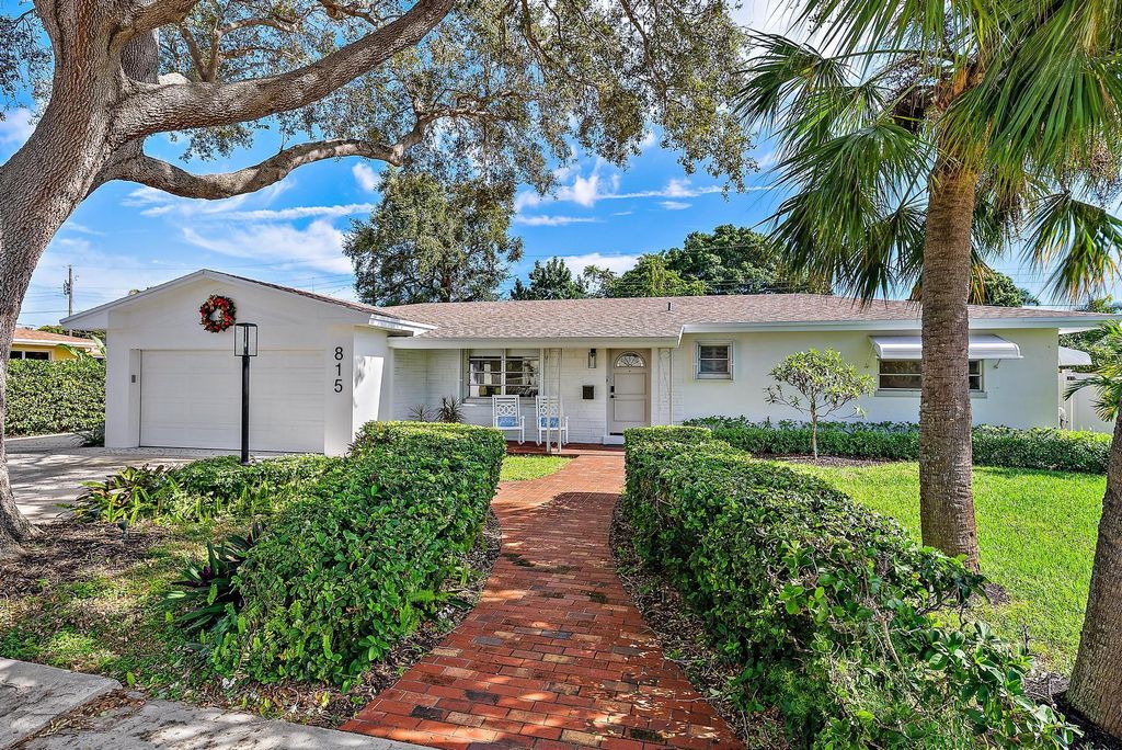 Photo of 815 2nd Court, Lake Park, FL 33403 (MLS # R11141179)