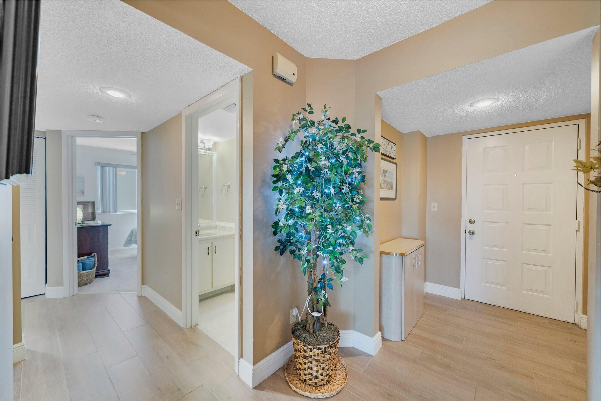 HAMLET AT POINCIANA CONDO - Residential