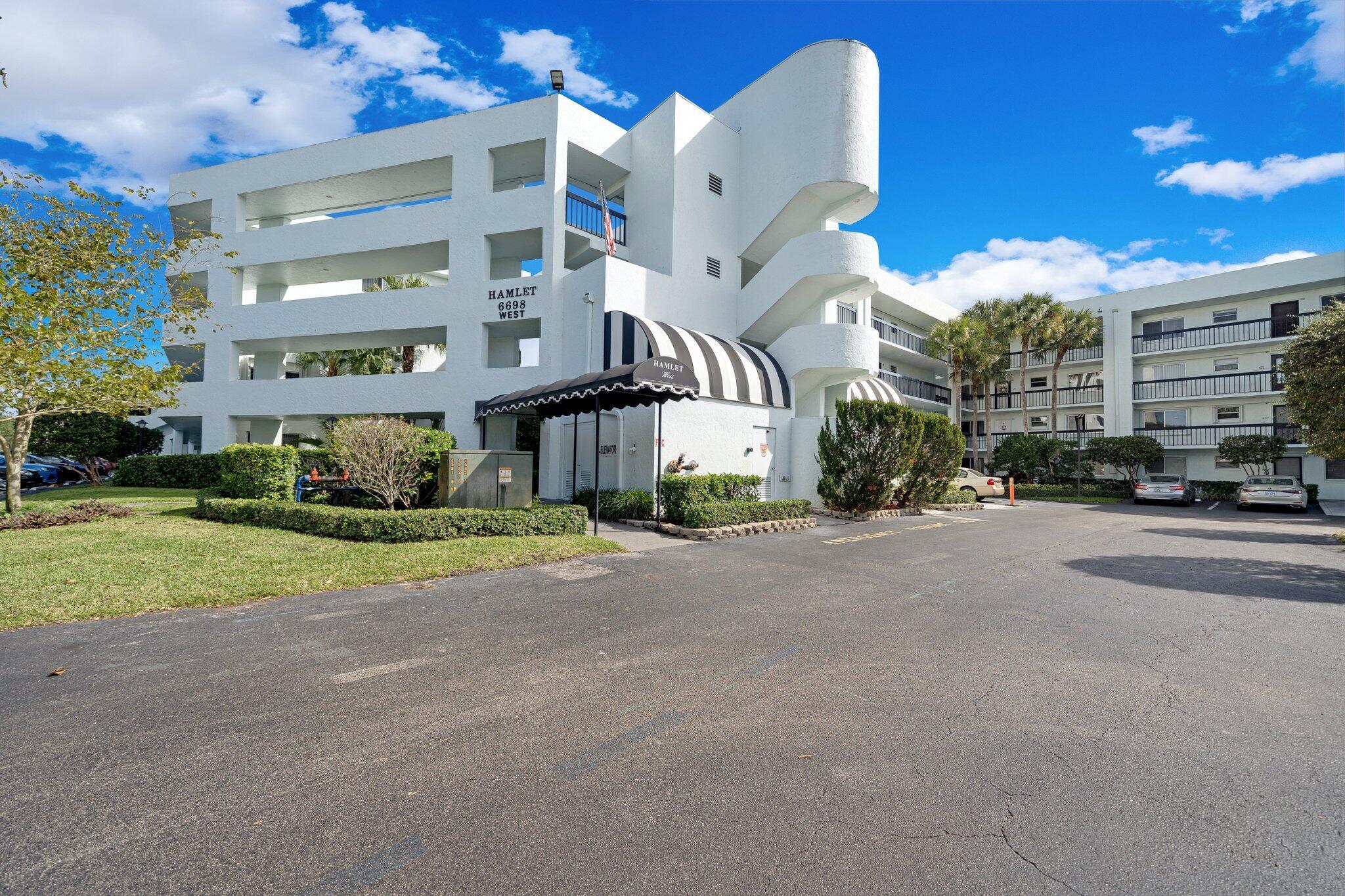 HAMLET AT POINCIANA CONDO - Residential
